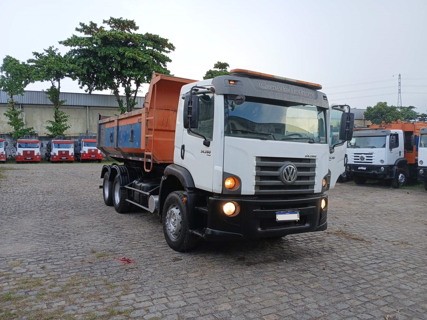 Volkswagen 24-280 E Constel. 6x2 20/20
