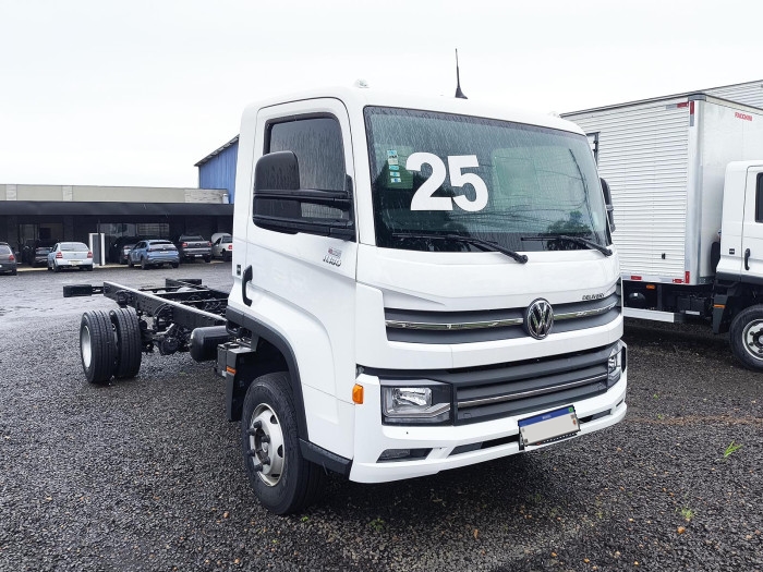 Volkswagen 11180 DRC 25/25