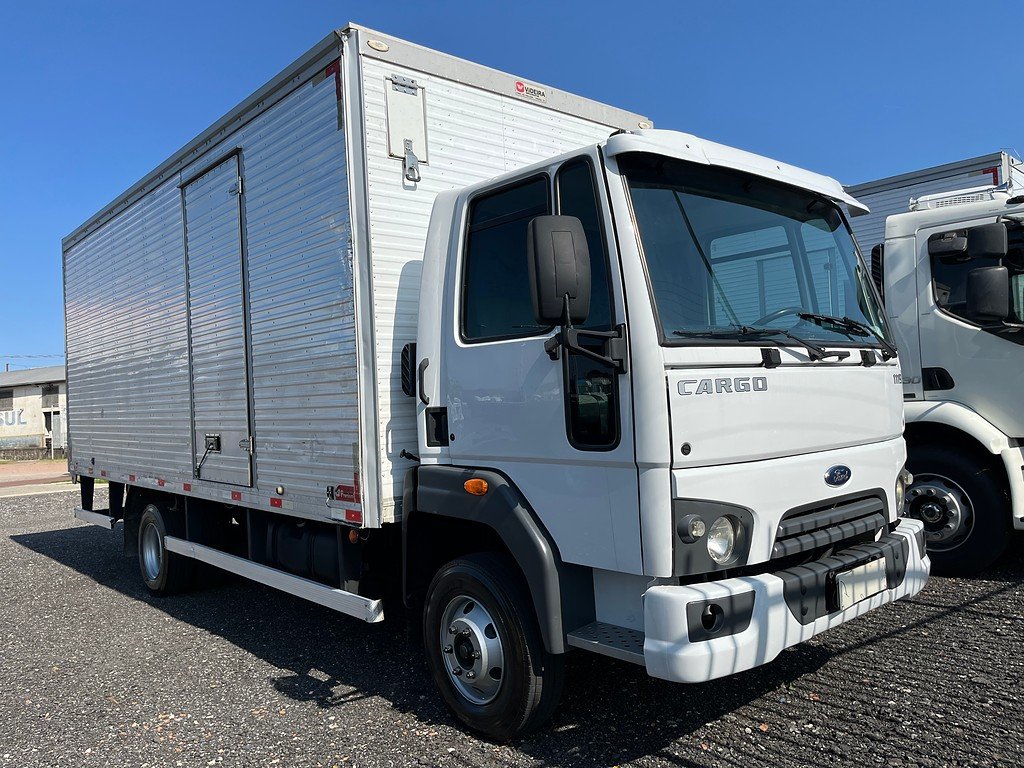 Ford Cargo 1119 Baú Furgão 4x2 19/19
